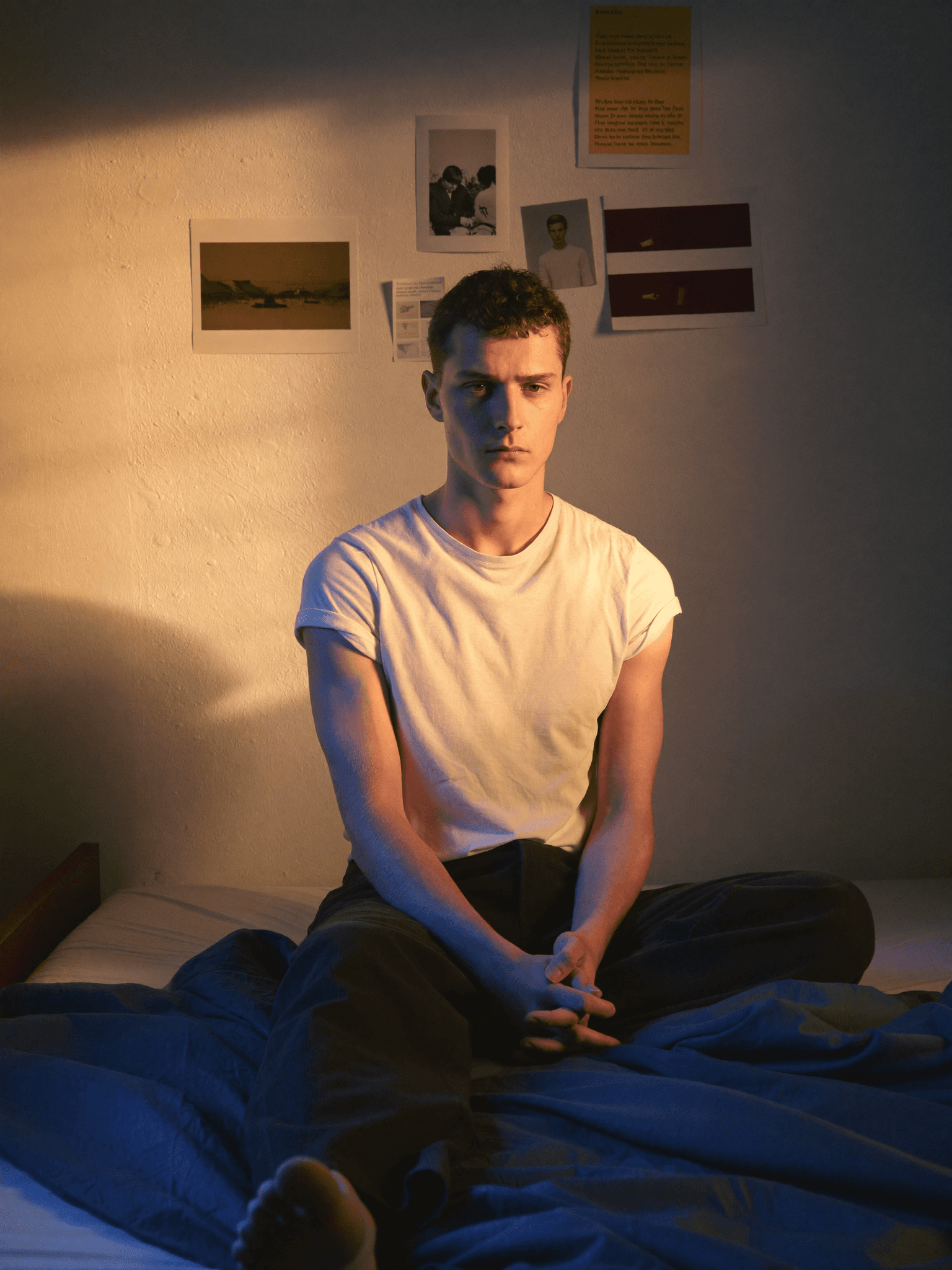 man in room prompt(71)