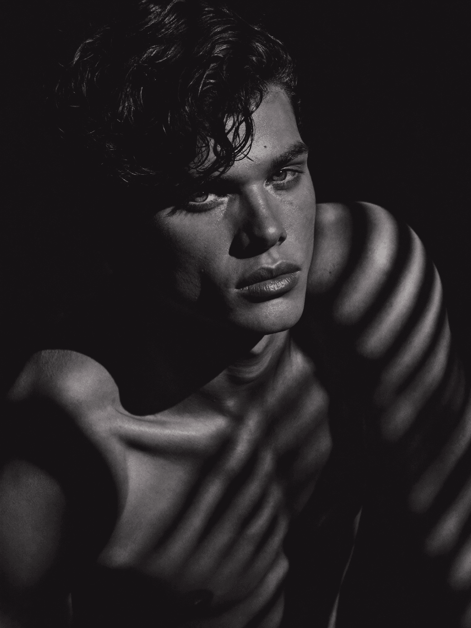 B&W prompt(69)